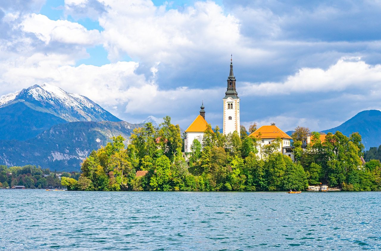 Eiland-in-Meer-van-Bled-Slovenie