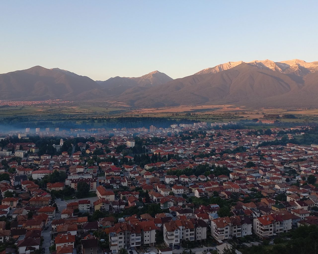 Zonsopkomst-vanaf-Razlog-Observation-Tower-Bansko