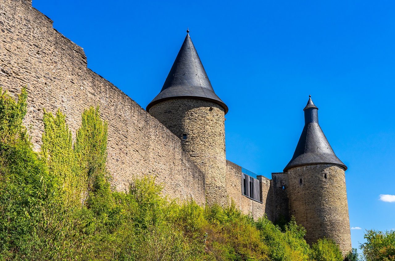 Kasteel-Bourscheid-Luxemburg