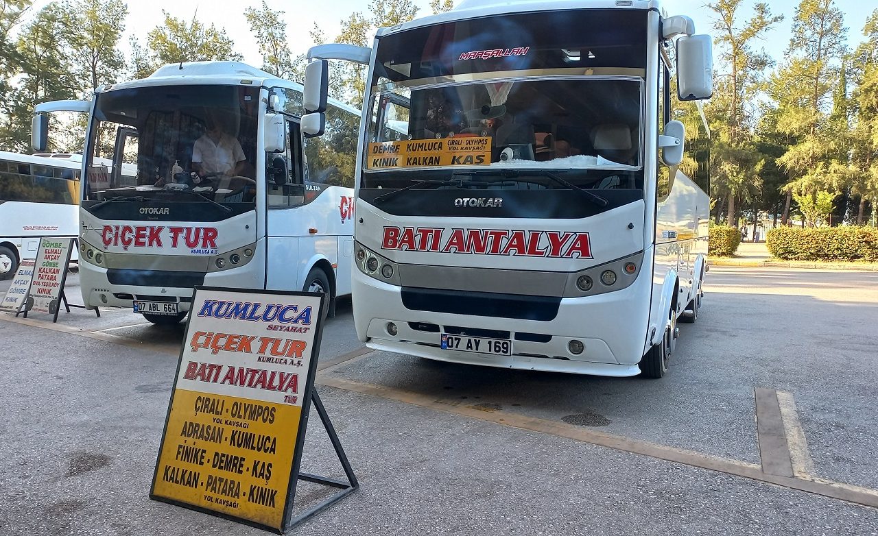 Bus-Antalya-naar-Kas-Turkije