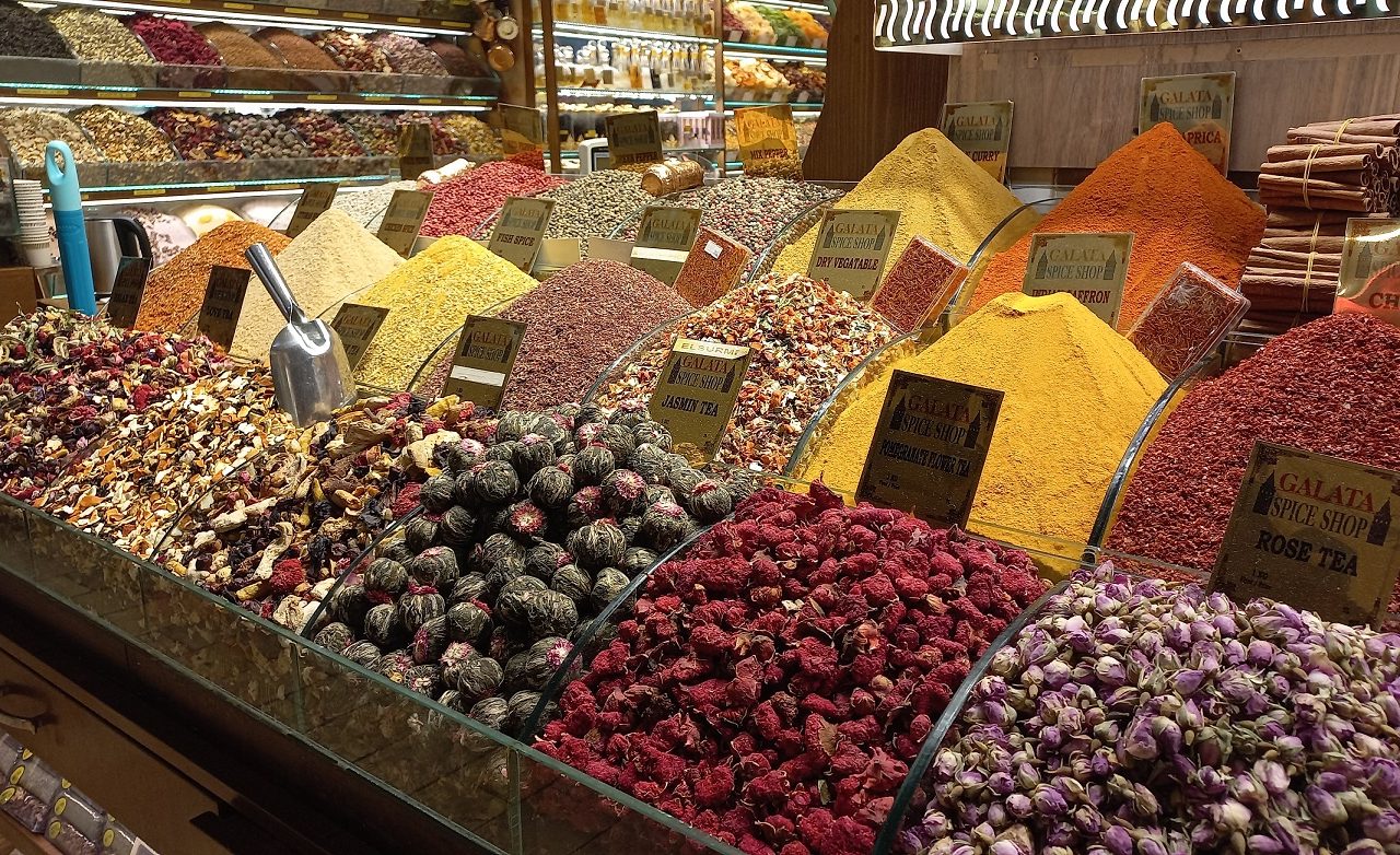 Prijzen-Turkije-kruiden-bazaar