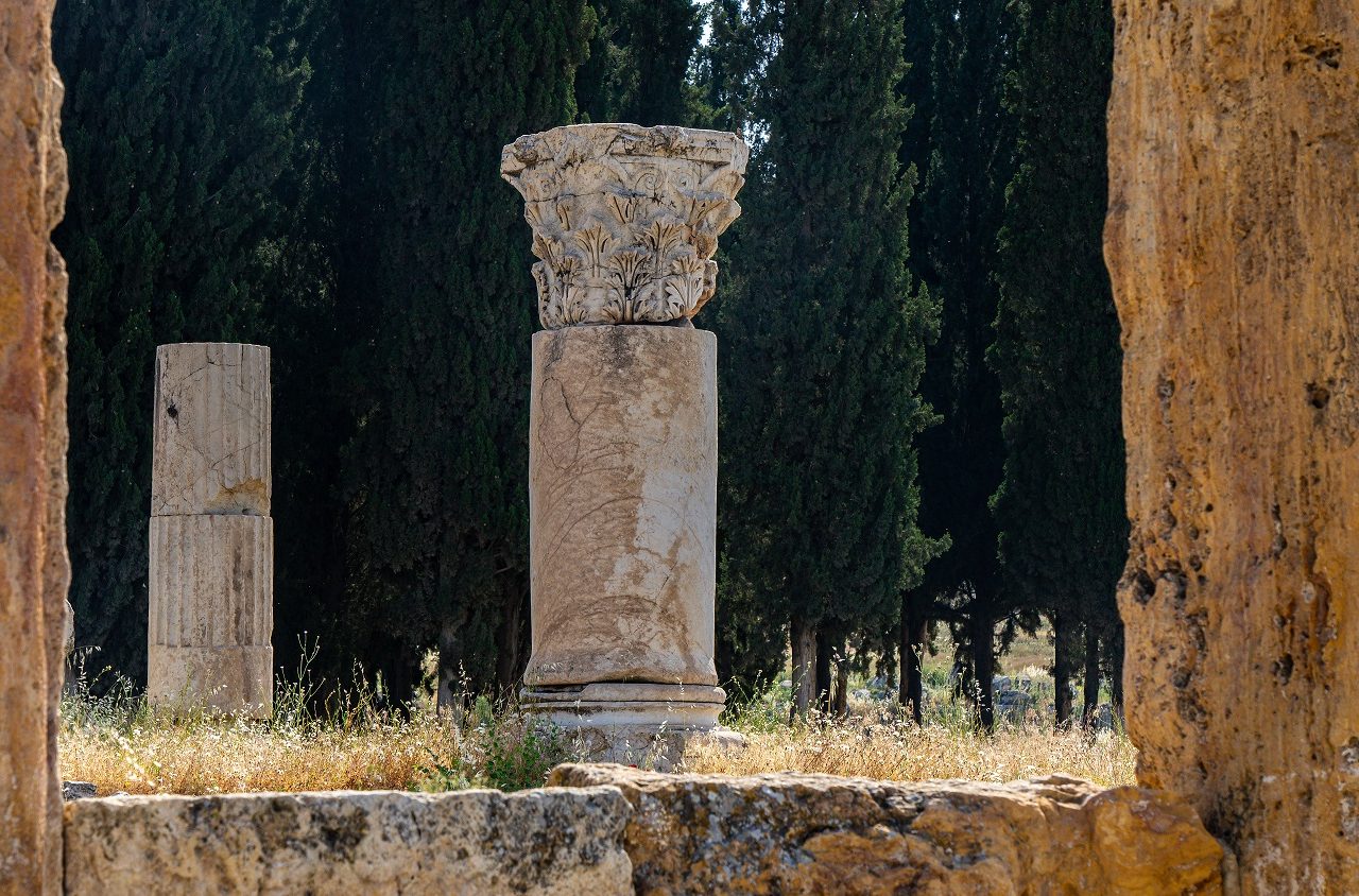 Ruines-Hierapolis-bij-Pamukkale-Turkije