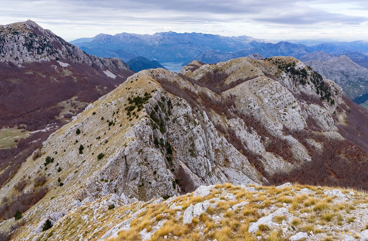 Uitzicht-over-Lovcen-nationaal-park-bergen