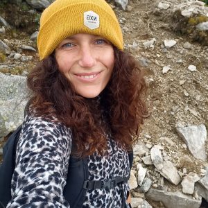 Jessica-selfie-in-bergen-Retezat-Nationaal-Park-Roemenië