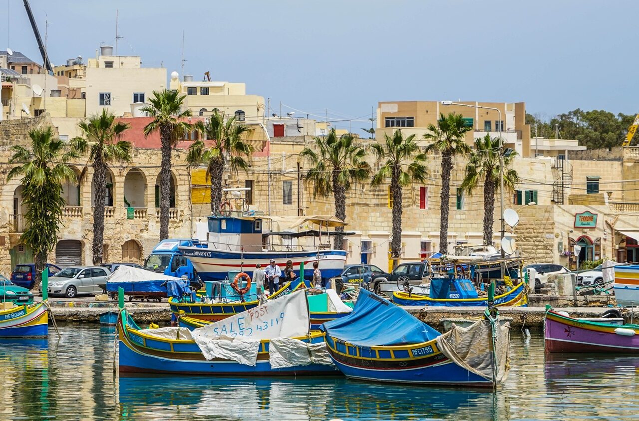 Kleurrijke bootjes in Malta